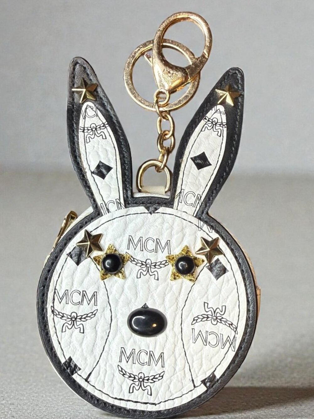 MCM White Visetos Rabbit Coin Purse / Key Charm – Rare